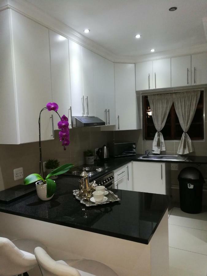 Pongola Road Self Catering Accommodation Uitenhage Kültér fotó