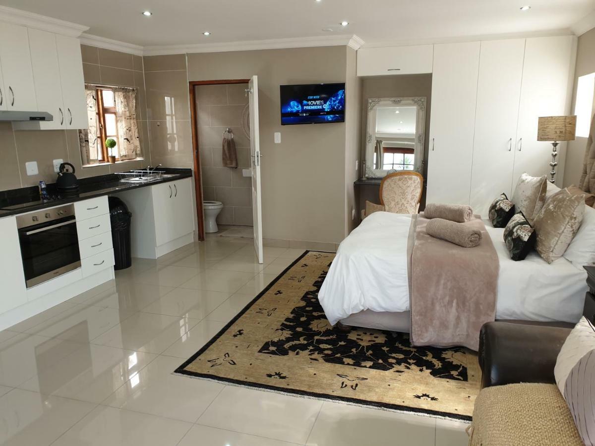 Pongola Road Self Catering Accommodation Uitenhage Kültér fotó