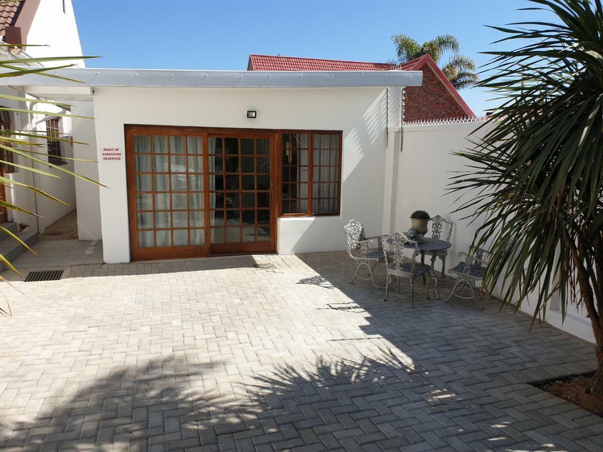 Pongola Road Self Catering Accommodation Uitenhage Kültér fotó